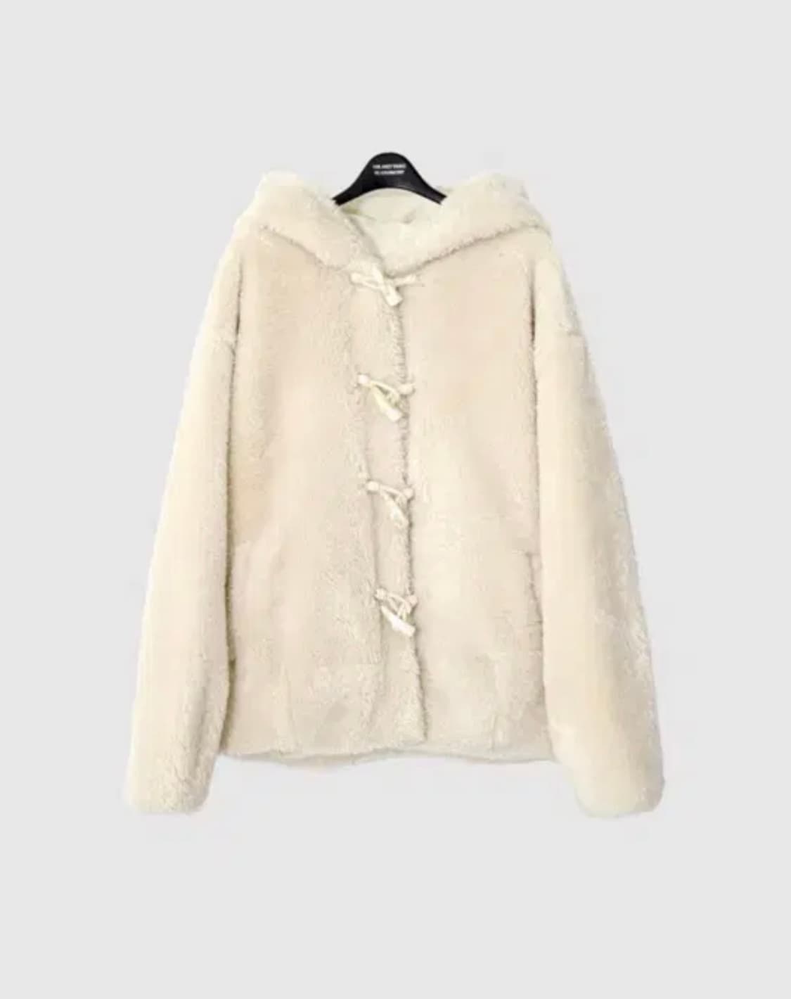 인앤양인하모니 리버시블 퍼자켓 cream 상품이미지2