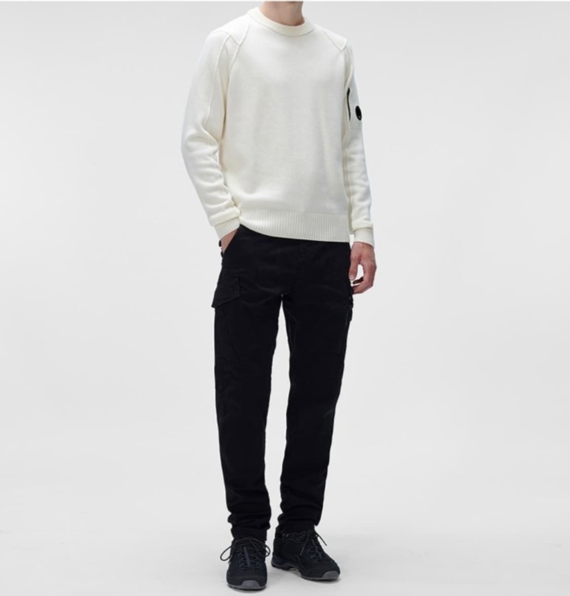 CP컴퍼니 렌즈 와펜 카고팬츠 BK 46 상품이미지2