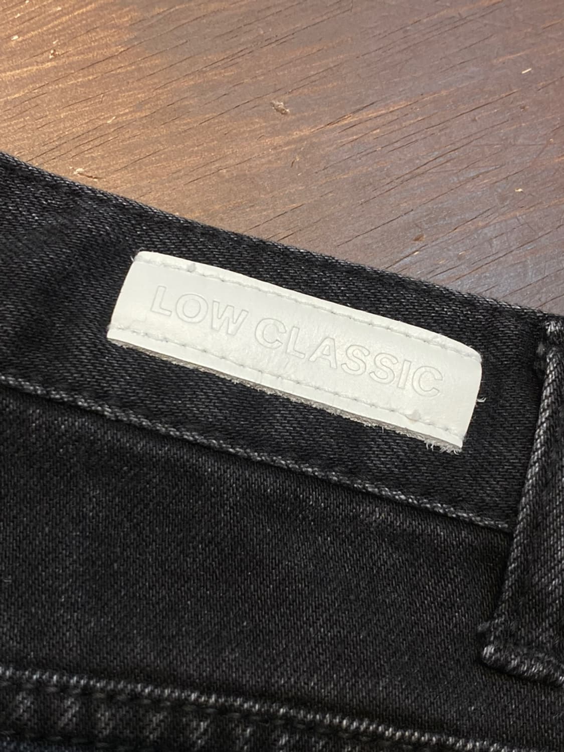 로우클래식 블랙 데님 팬츠 상품이미지4