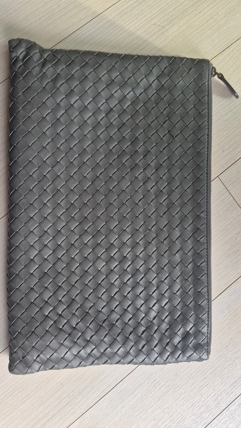 보테가베네타 클러치백 상품이미지2