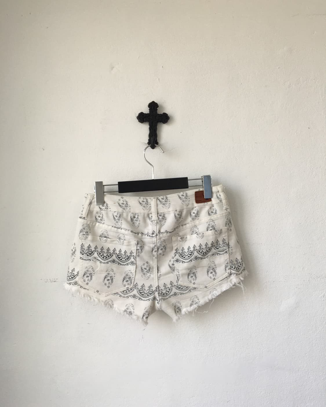 american eagle Ornament pattern short 상품이미지2
