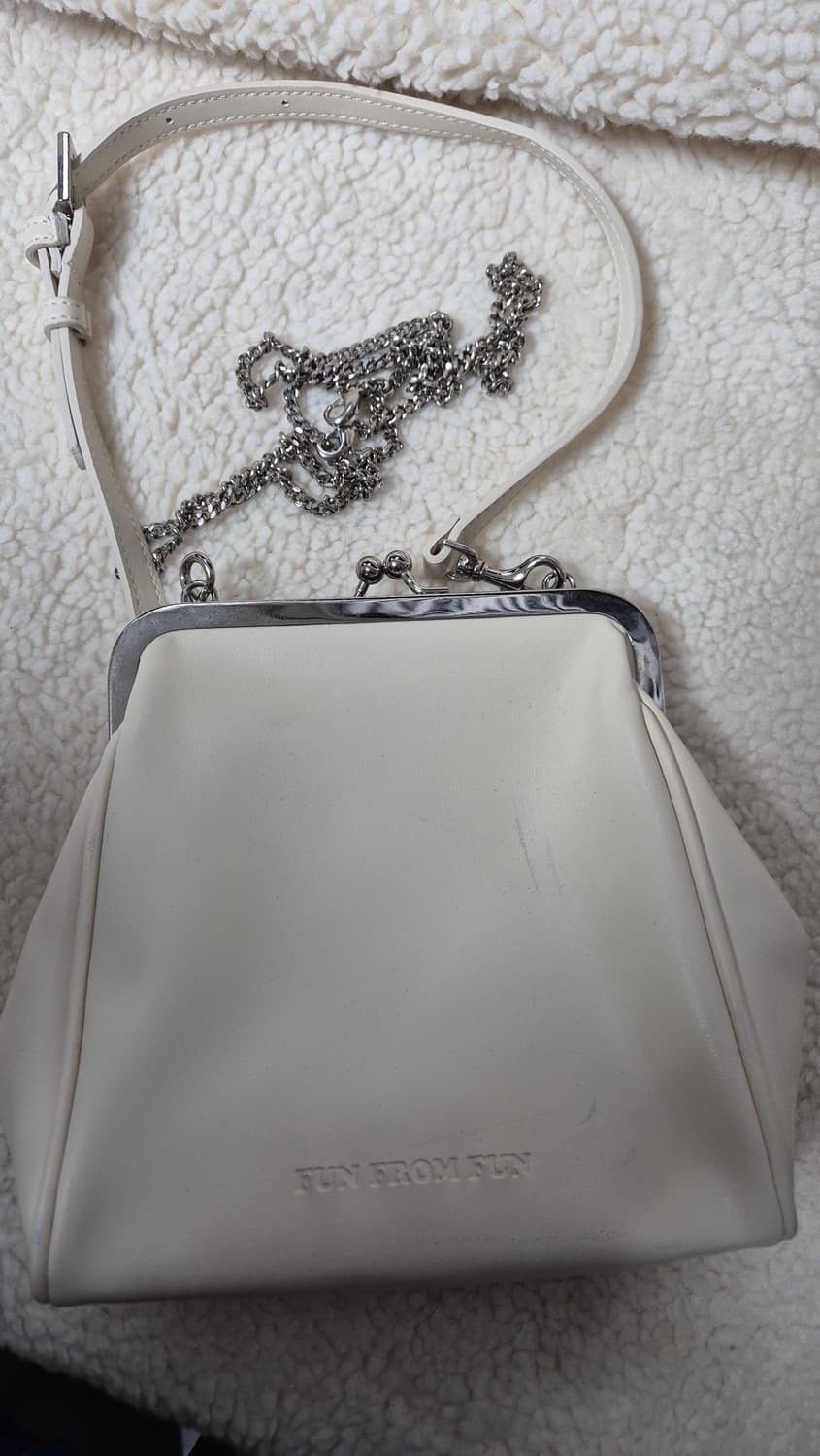 펀프롬펀 체인 미니크로스백  상품이미지3