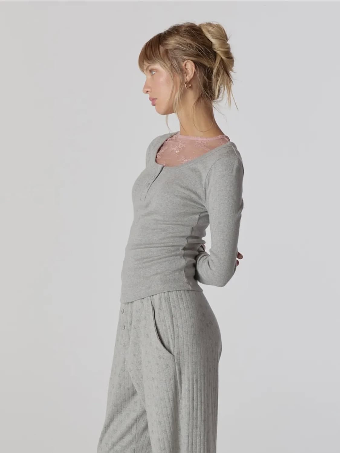 글로니 PROVINCE EYELET LONG SLEEVE 긴팔 롱슬리브 상품이미지2