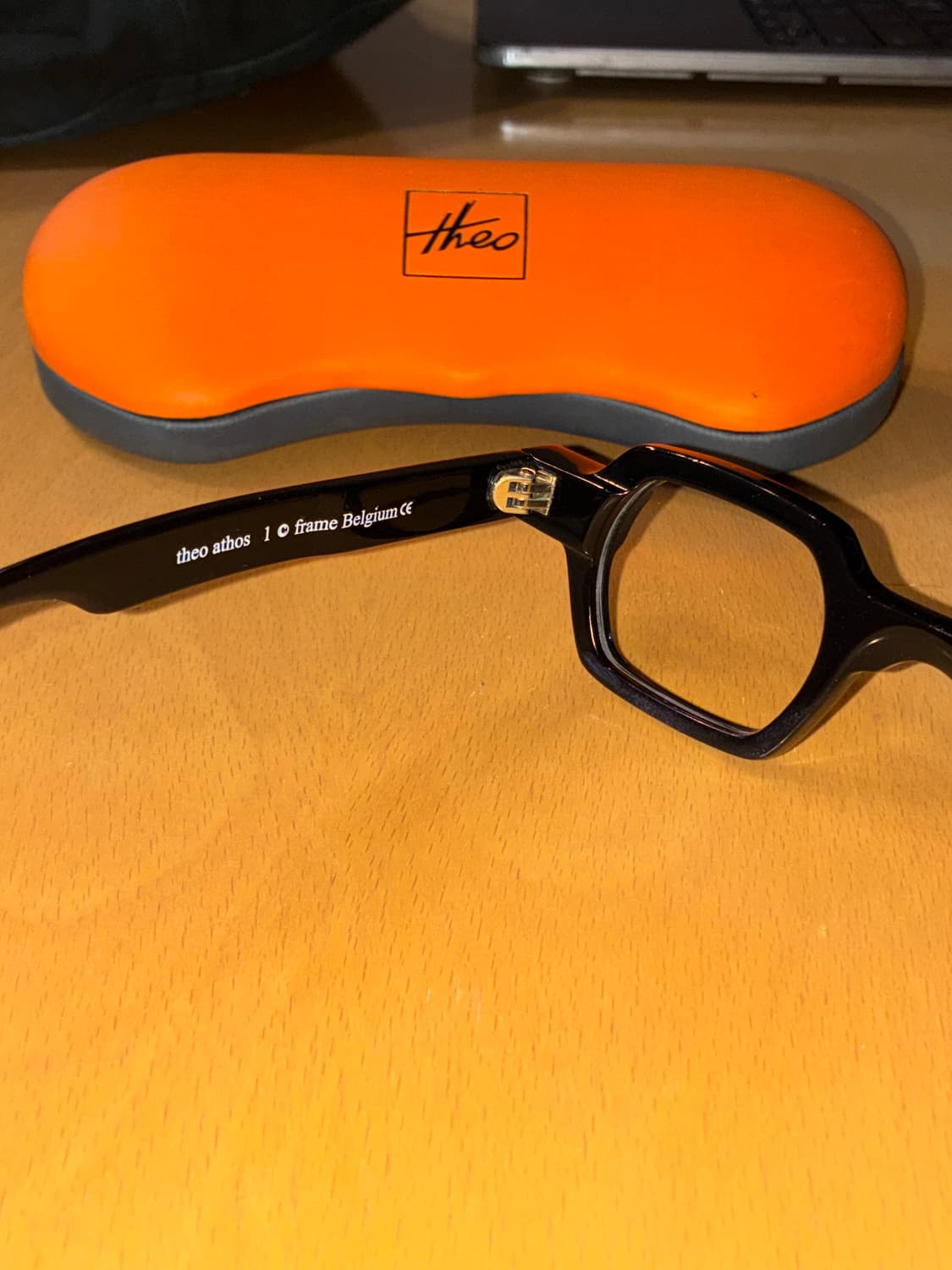 theo eyewear athos black  상품이미지4