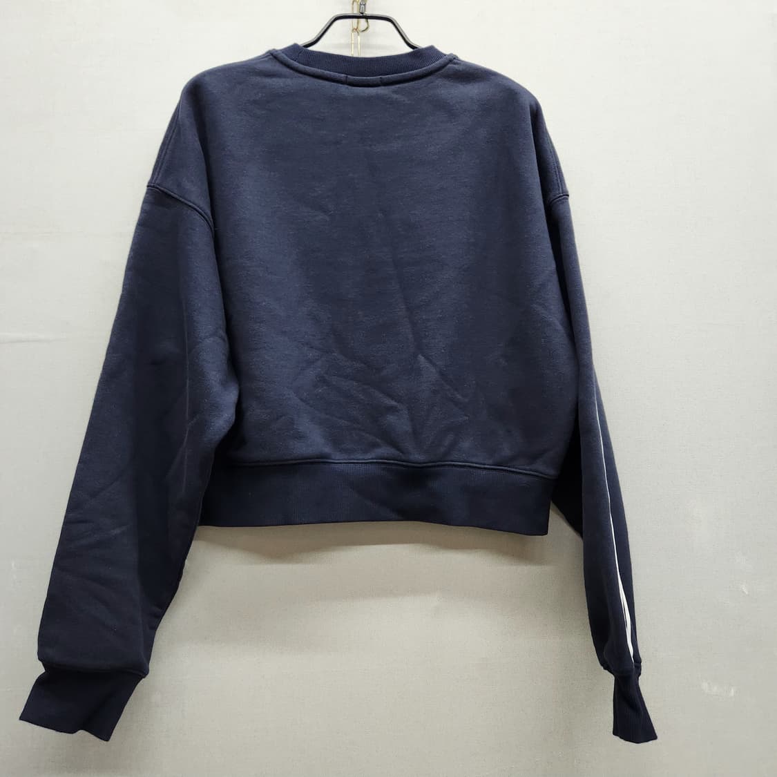 Lee 캔자스시트 사이드라인 크롭 맨투맨 S(L) 상품이미지4