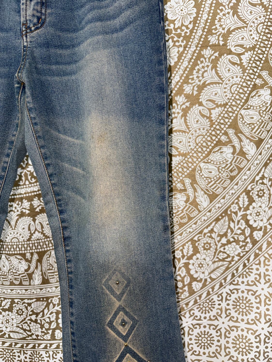 Dom jeans 빈티지 스터드 패턴 데님팬츠  상품이미지8