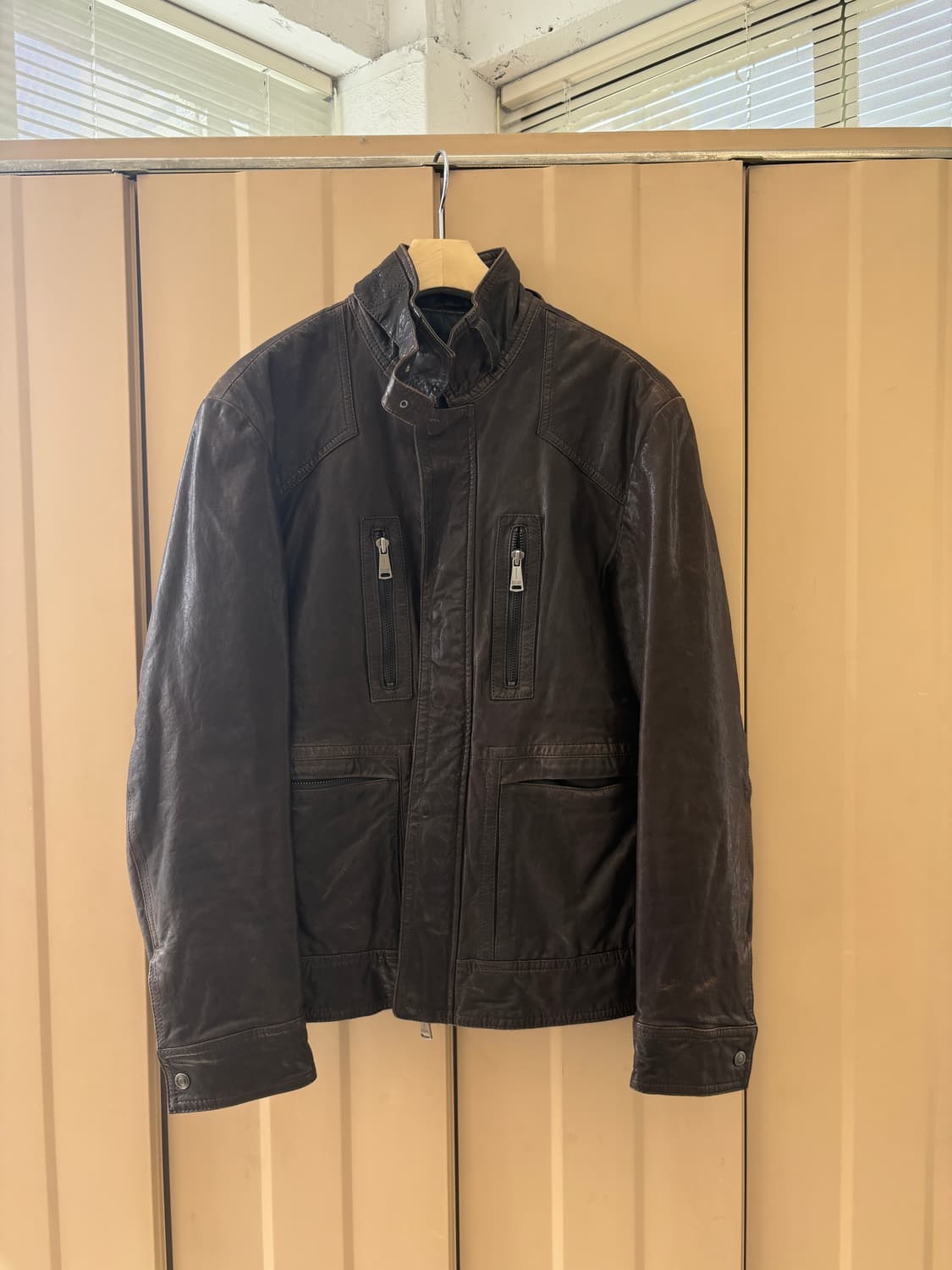 슬림 하이넥 레더 자켓 상품이미지7