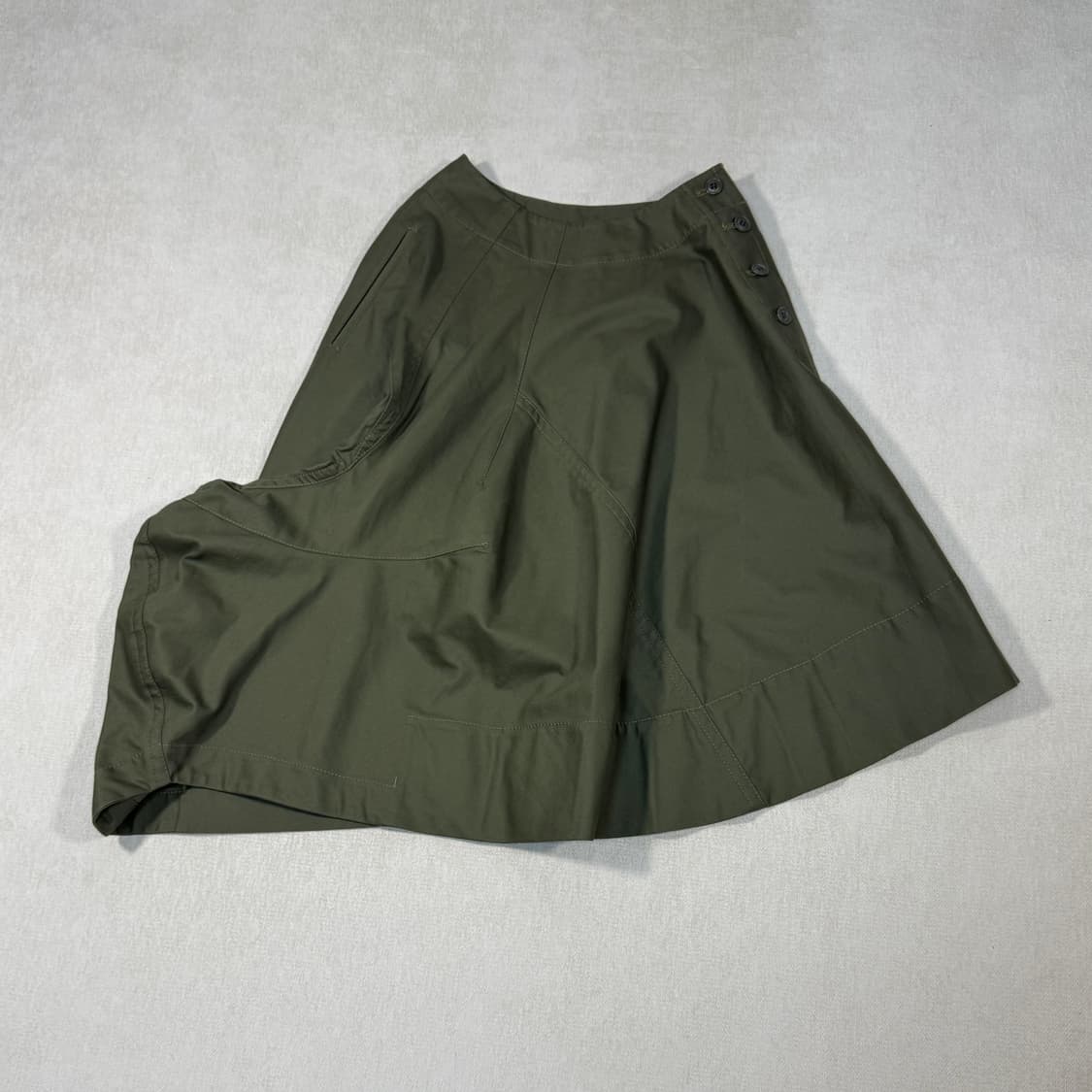 Asymmetrical Khaki skirt 상품이미지2