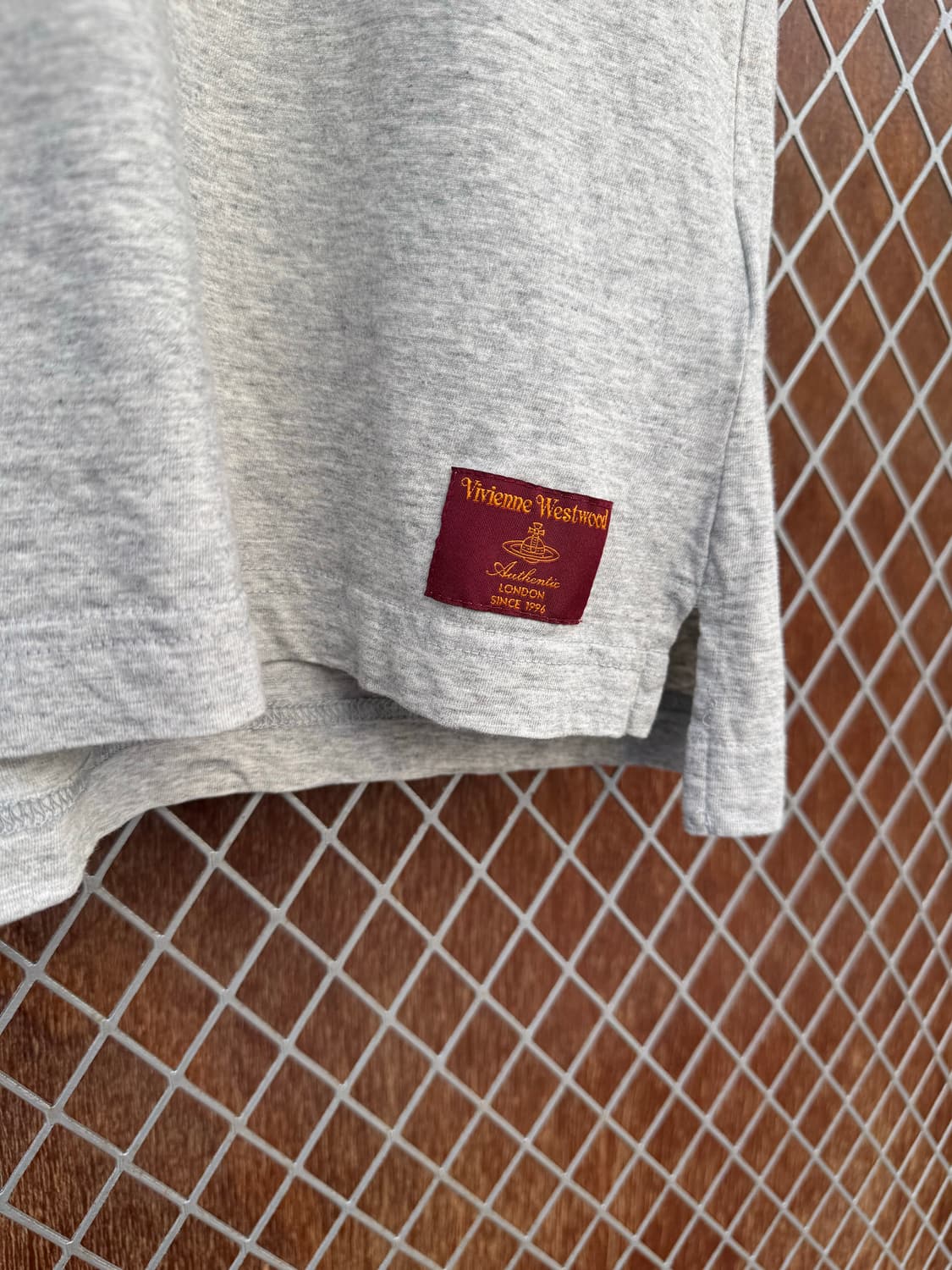 비비안웨스트우드 사자 그래픽 프린팅 그레이 반팔 티셔츠 M 상품이미지2