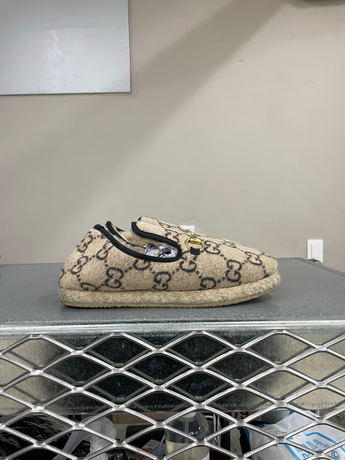 구찌 베이지색 GG 울 홀스빗 로퍼 EU39 상품이미지4