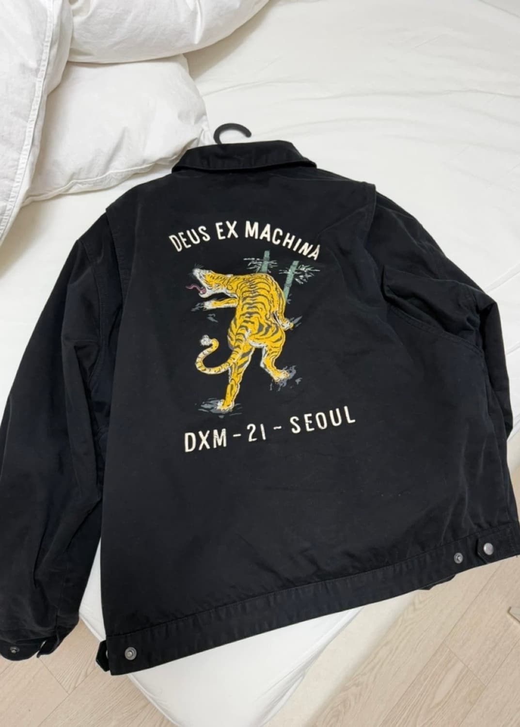 신상 데우스 엑스 마키나 워크 자켓 상품이미지3