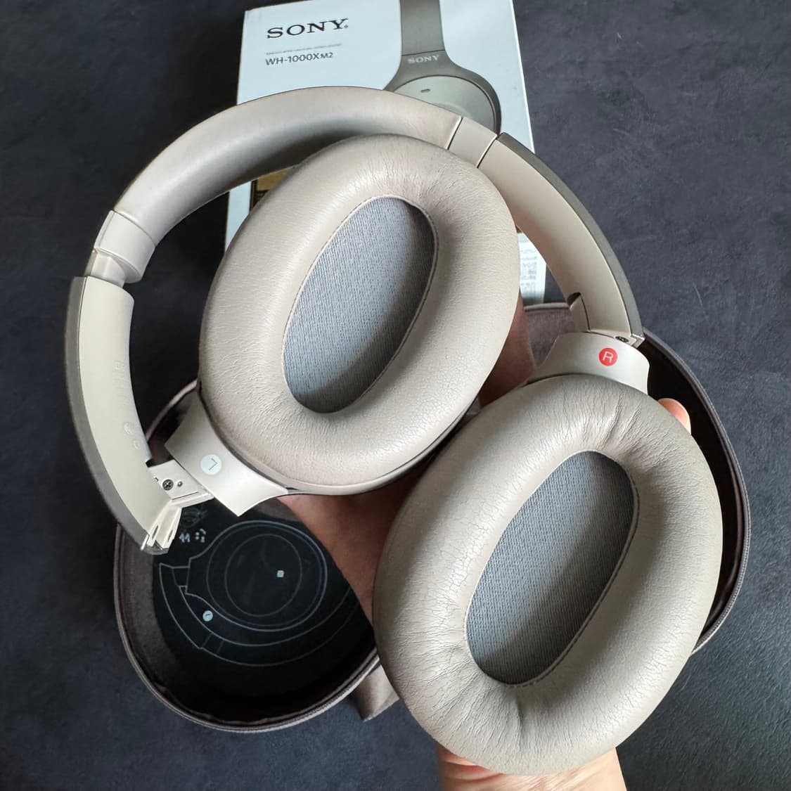 SONY 소니 WH-1000XM2 블루투스 헤드셋 노이즈캔슬링 상품이미지2