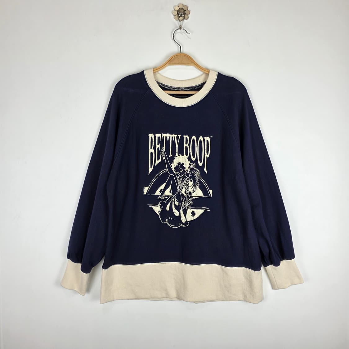 Betty boop 프린팅 롱 맨투맨 상품이미지1