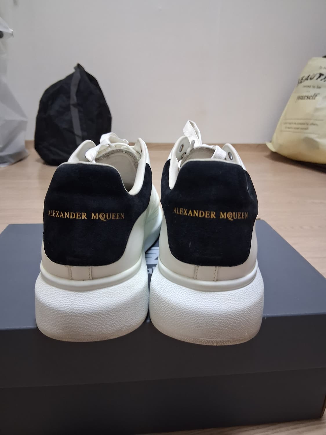 알렉산더맥퀸 오버솔 42(270) 상품이미지4