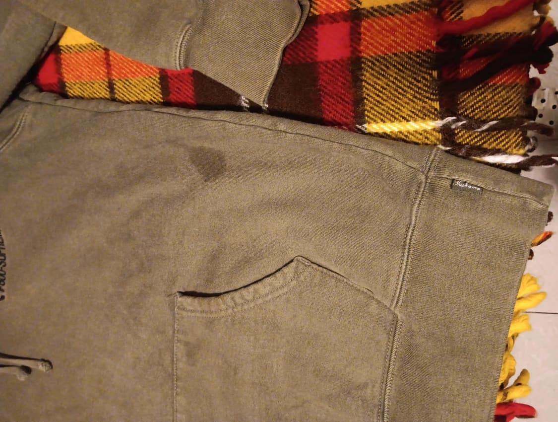 19FW 슈프림 1-800 후드티 상품이미지5