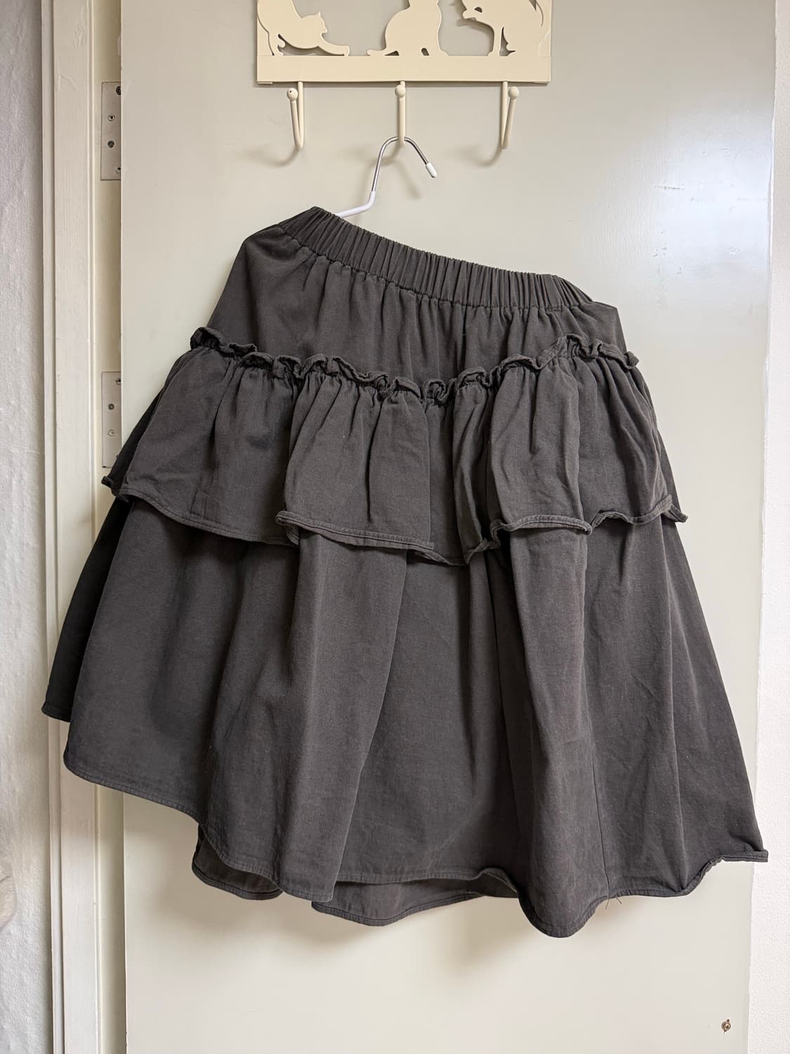 뉴뉴 사선롱스커트 상품이미지1