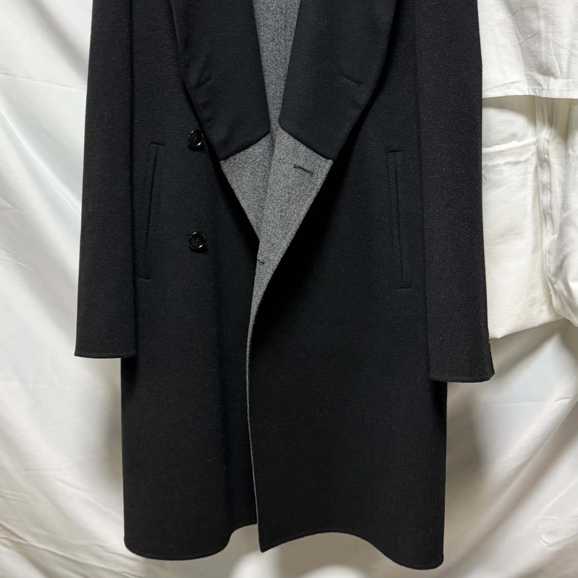 [S+급/44] 디올 클래식 울 코트 블랙 상품이미지3