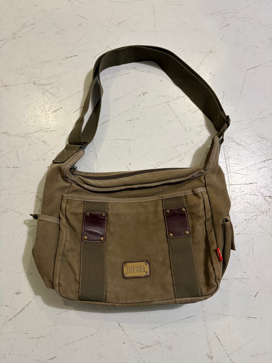 00s Diesel 워싱 브로운 크로스백  상품이미지3