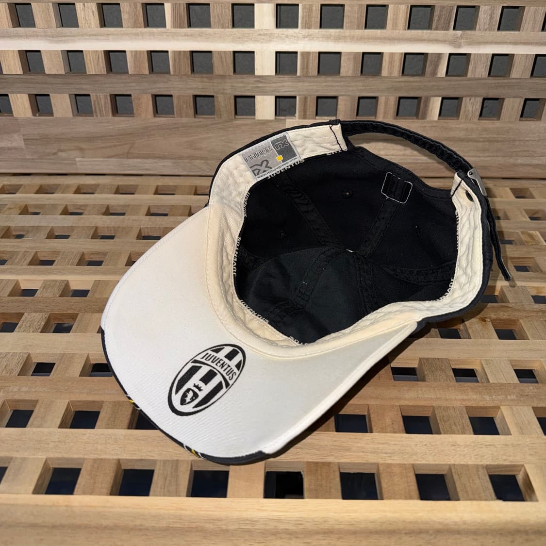유벤투스 엠블럼 캡 상품이미지5