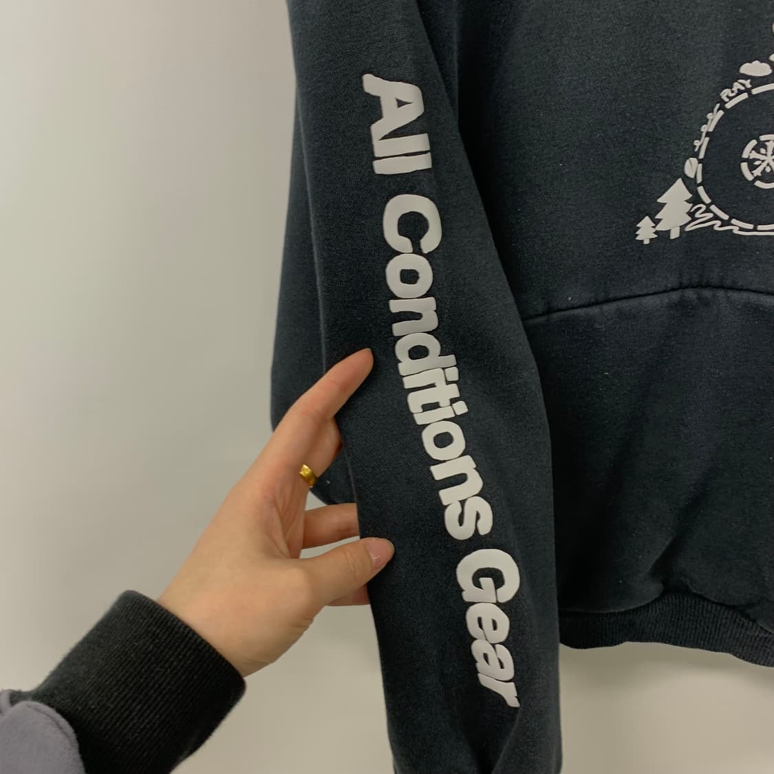 나이키 acg 빅로고 블랙 후드티 상품이미지5