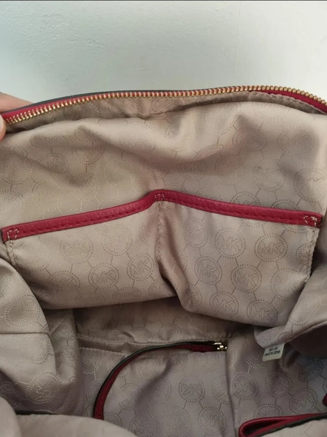 마이클코어스 베드포드 사첼백 레드 상품이미지4