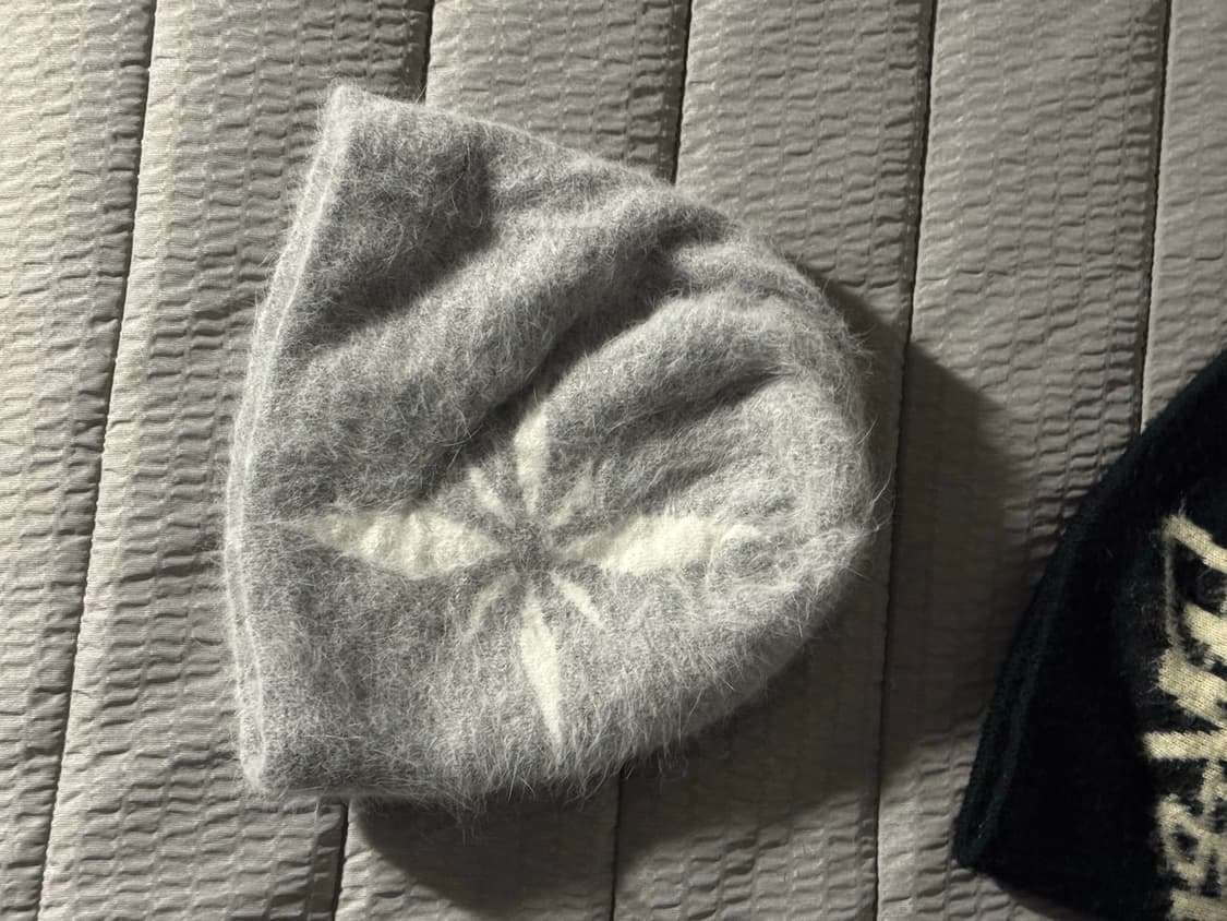 비엘알 스노우플레이크 로고 앙고라 비니 그레이 상품이미지1