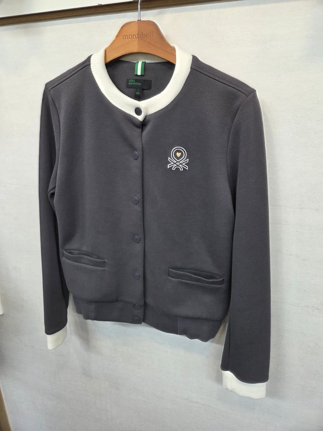 베네통 골프 부클와펜 라운딩 자켓 s 90 상품이미지6