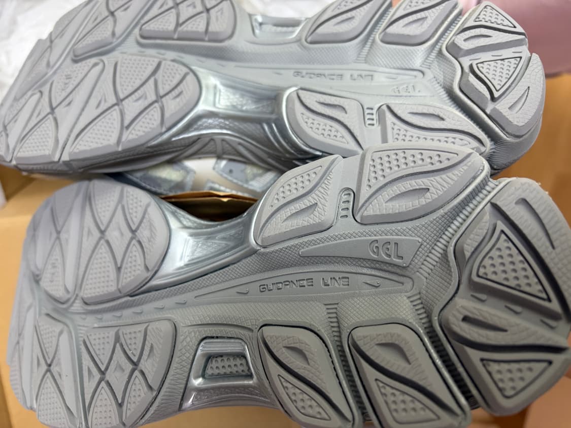 아식스 x 세실리아반센 상품이미지5