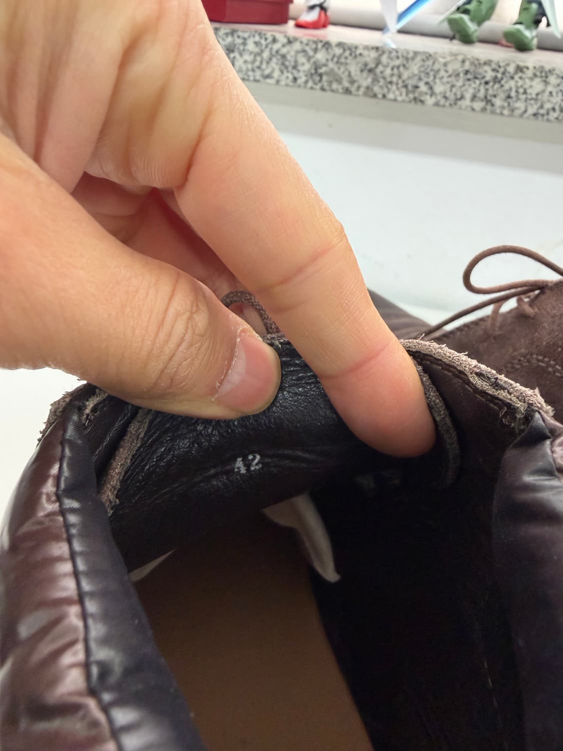 정품) 몽클레어 남성 스웨이드 부츠 워커 42 상품이미지7