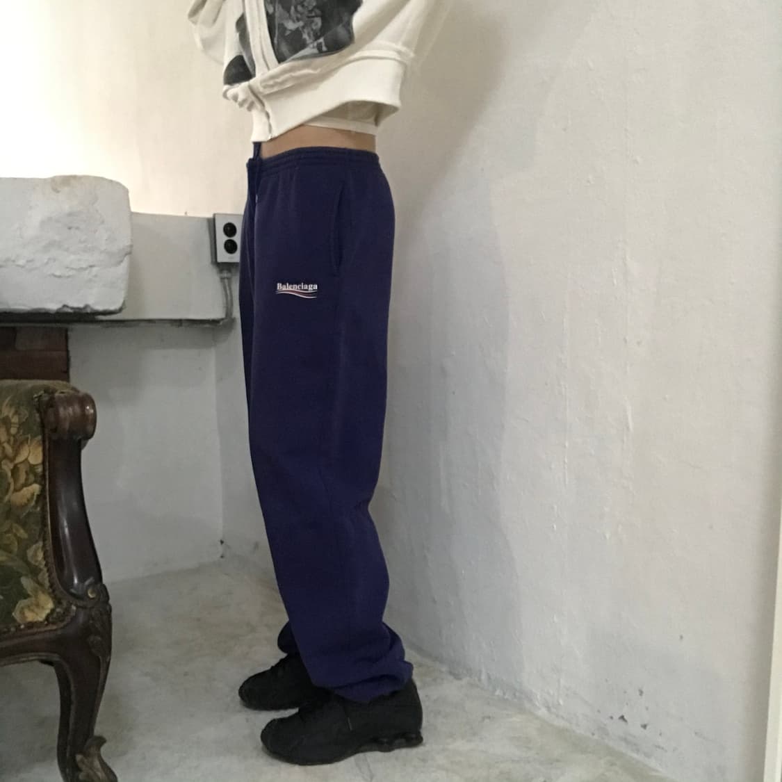 발렌시아가 와이드 로고 트레이닝 팬츠 상품이미지2
