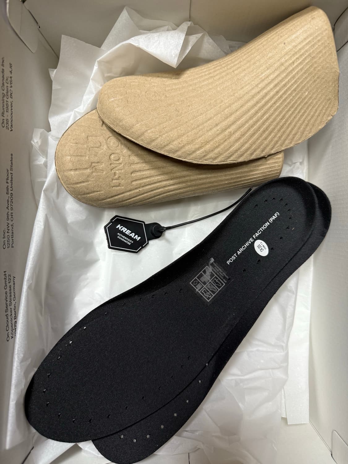 온러닝 파프 클라우드 몬스터 하이퍼 블랙 255 상품이미지10