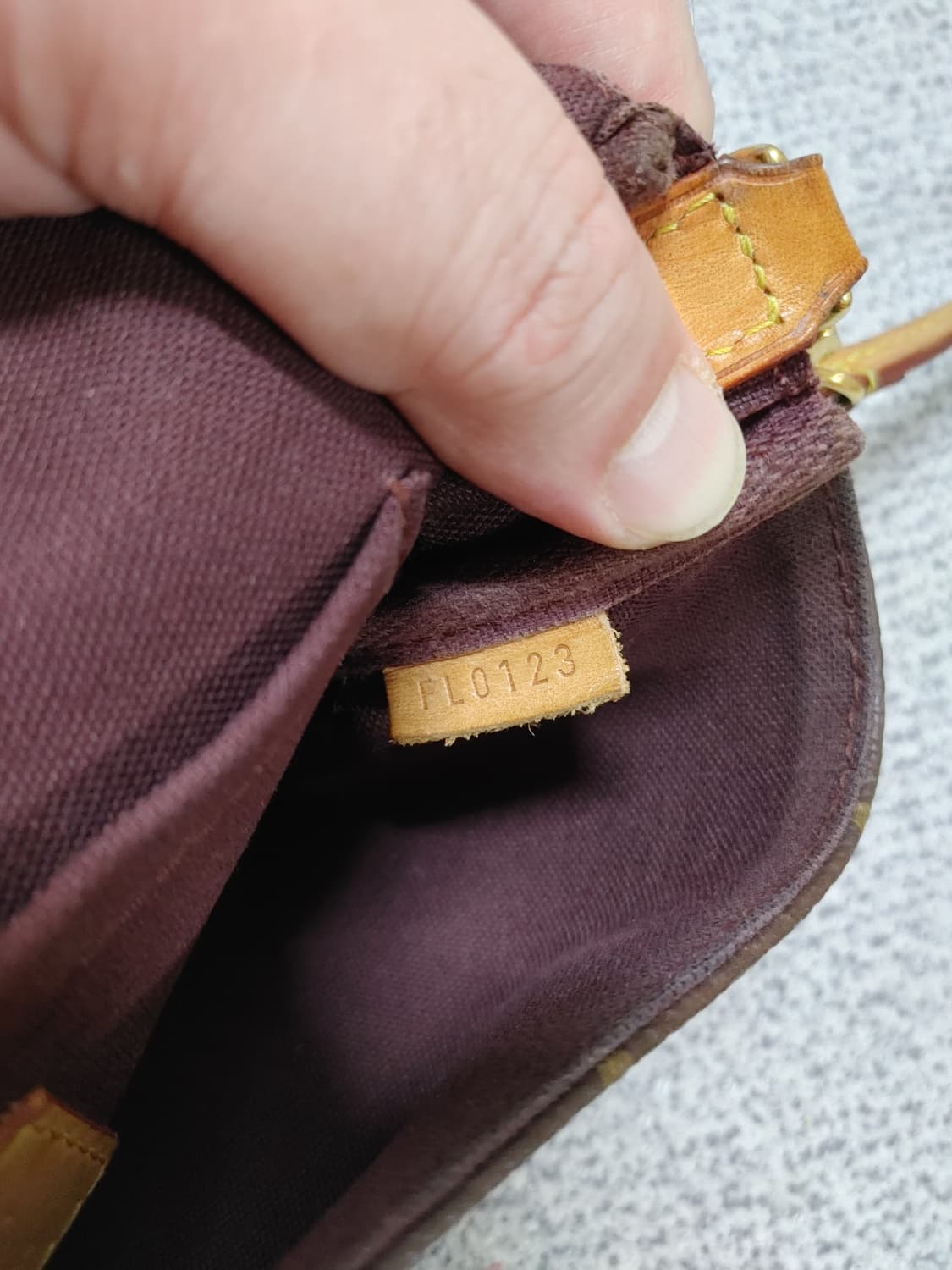 정품 루이비통 페이보릿 pm 크로스백 클러치백 상품이미지9