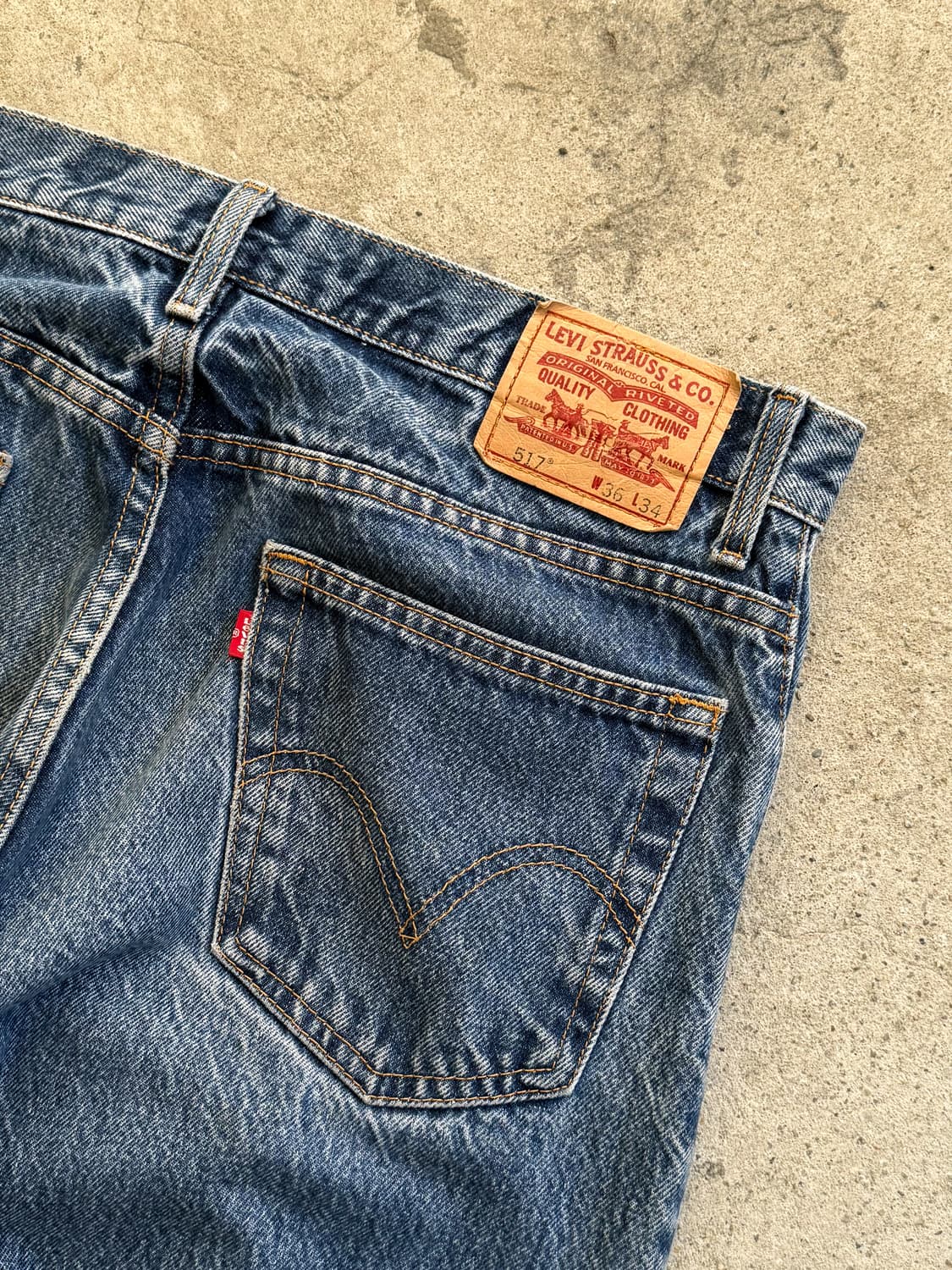 Vintage Levi’s 517 Bootcut Denim Pants 상품이미지6