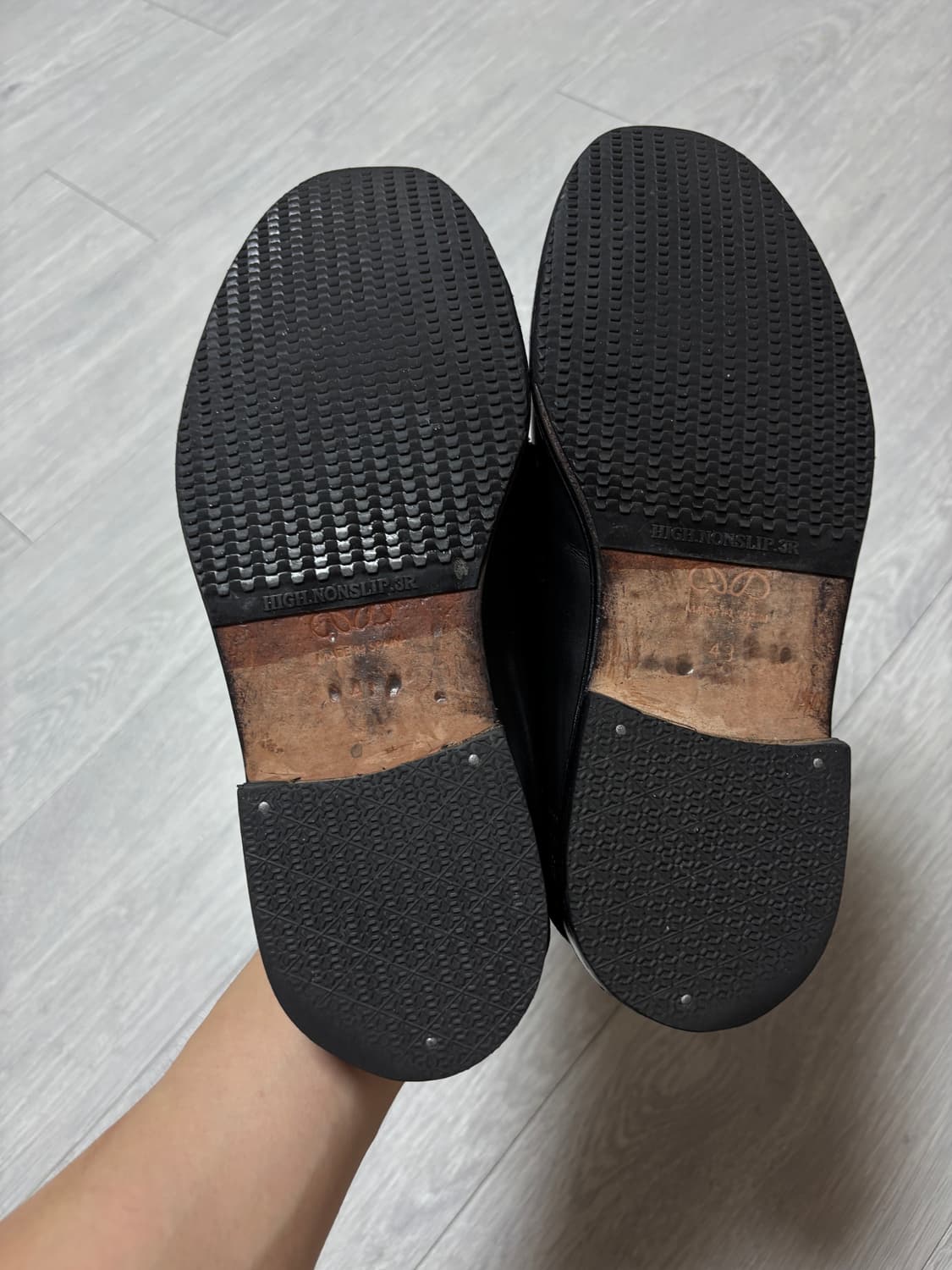 로에베 슬립온 로퍼 블랙 43 상품이미지3