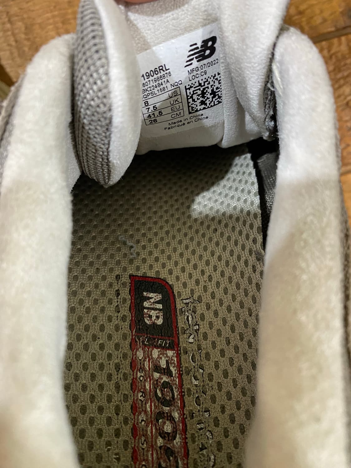 뉴발란스1906r 260 상품이미지4