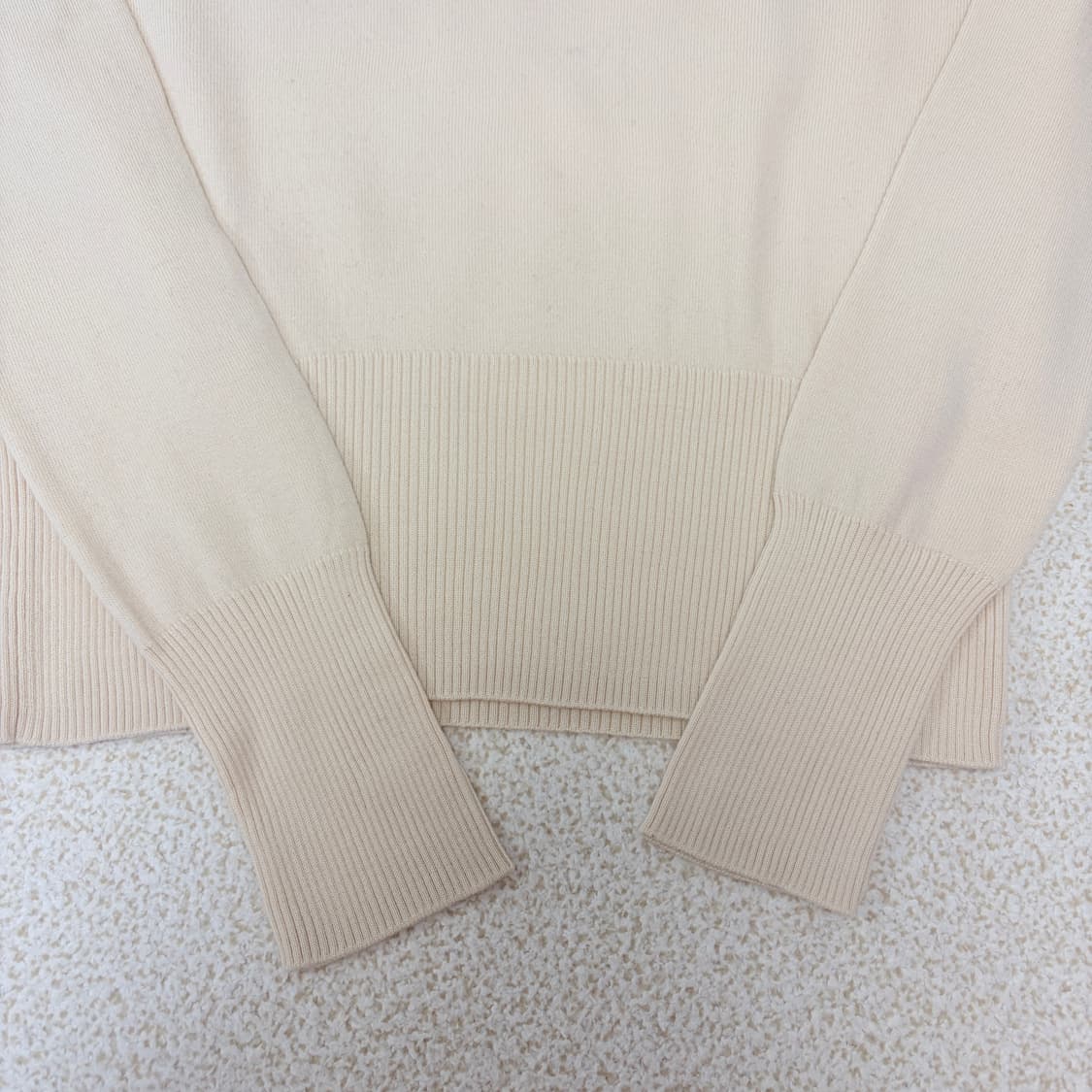 비비안웨스트우드 레드라벨 하이넥 니트 아이보리 상품이미지3