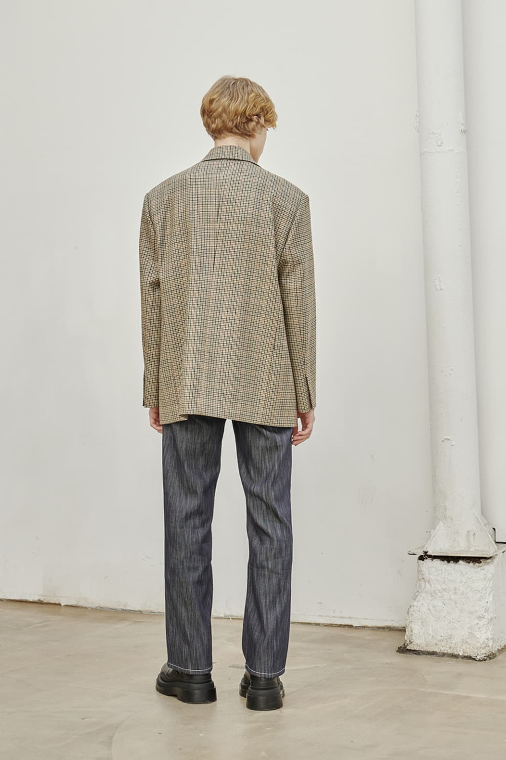 글로즈스튜디오 오버핏 커프스 벤트 체크 자켓 상품이미지10