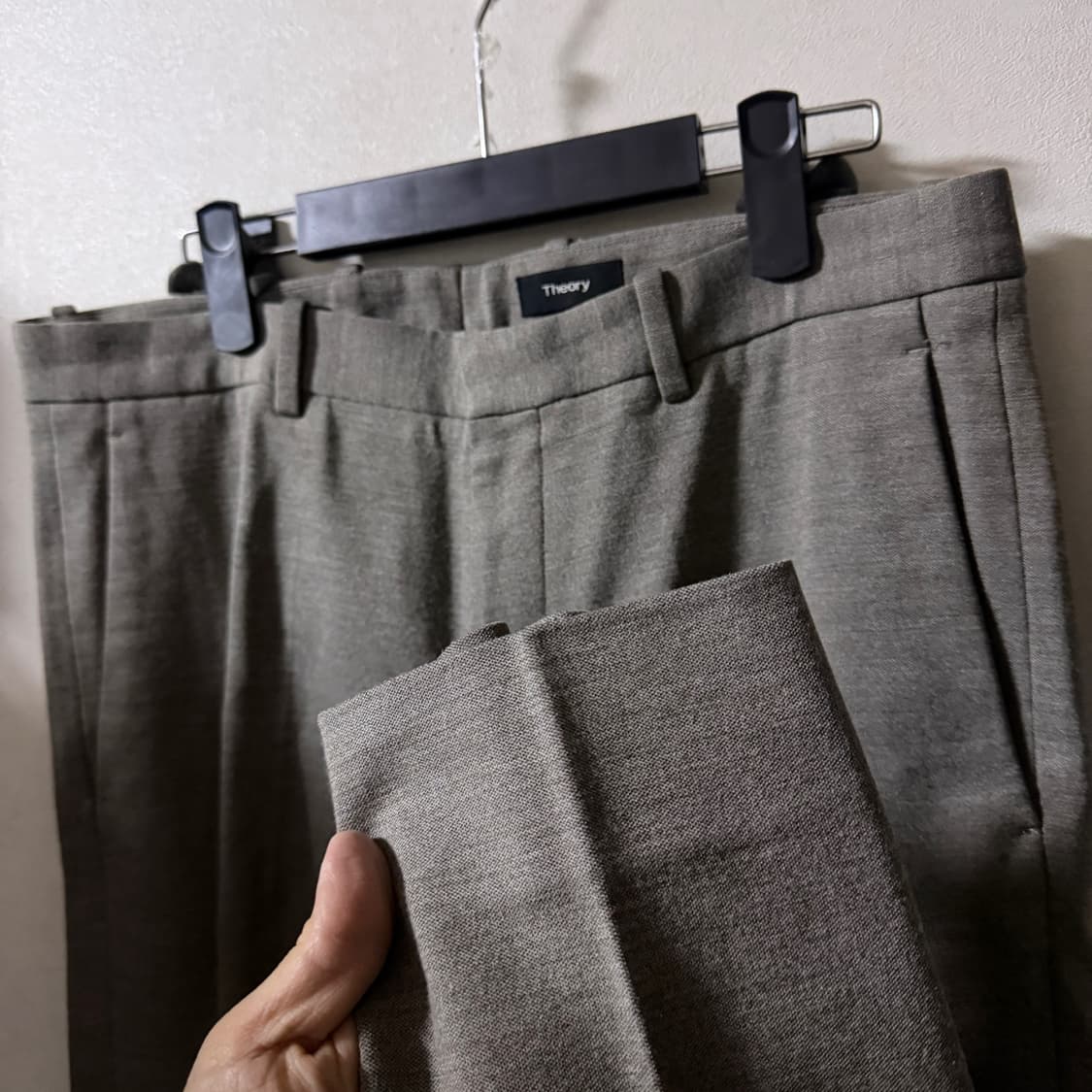 띠어리 남성 캐주얼 셋업 (42/32) 상품이미지9