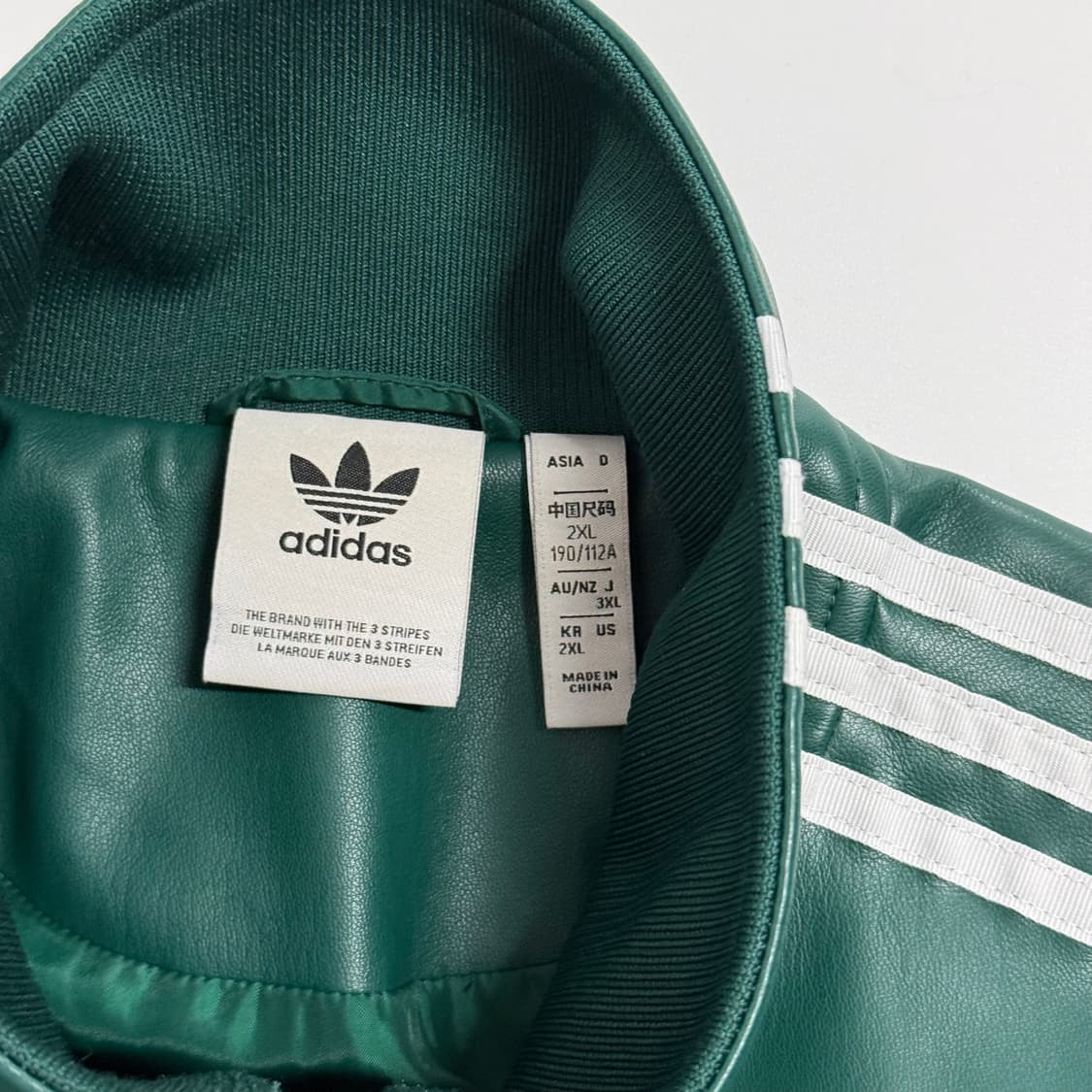 아디다스 포우 레더 아디컬러 3S 루즈 파이어버드 트랙수트 자켓  상품이미지3