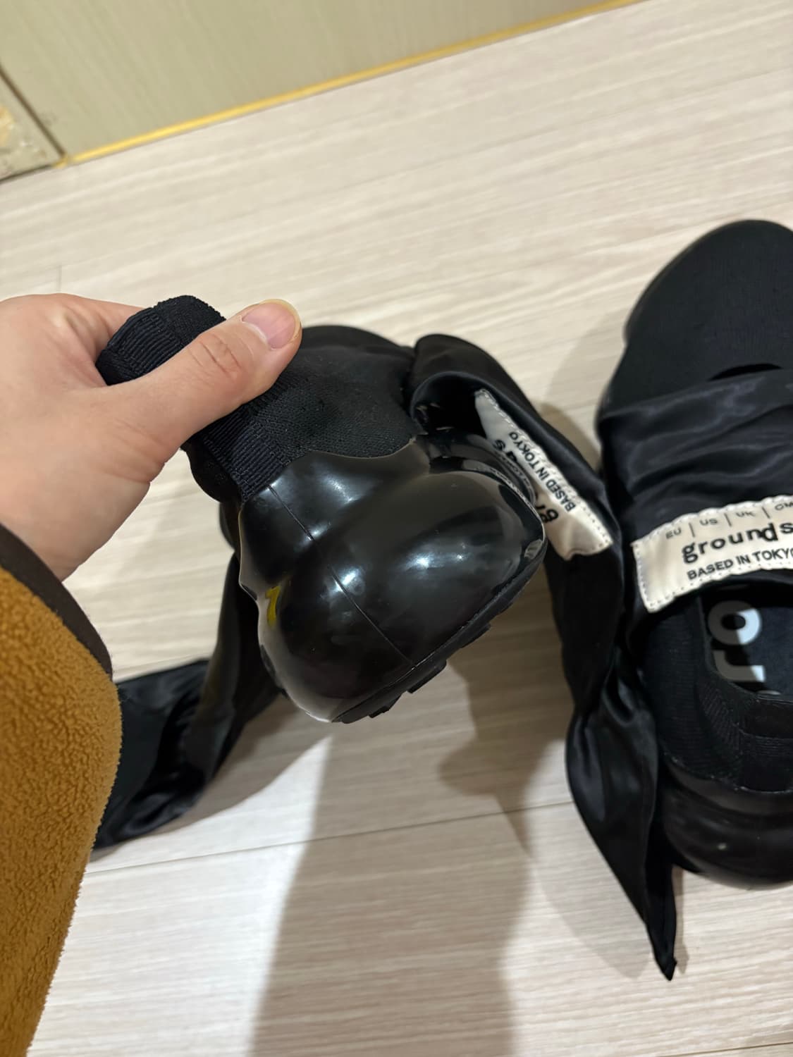 그라운즈 스니커즈 판매합니다. 상품이미지8