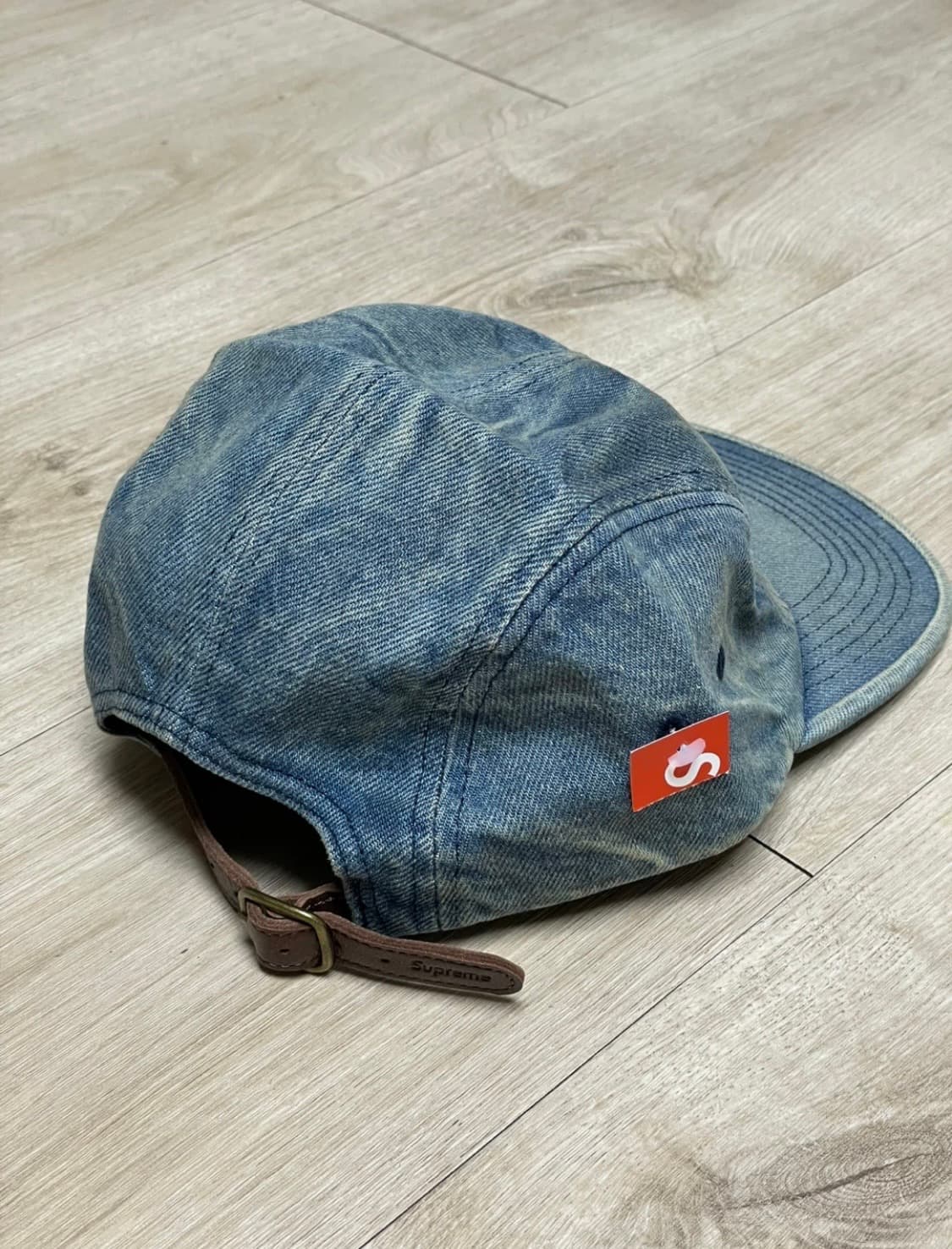 슈프림 25fw 워시드 데님 캠프캡 모자 새제품 상품이미지2