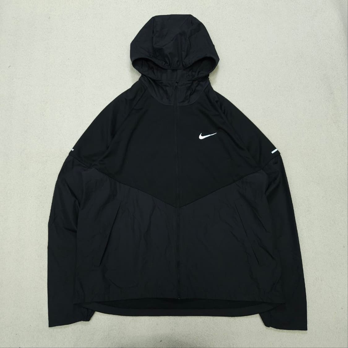 나이키 러닝 바람막이 XL 상품이미지2