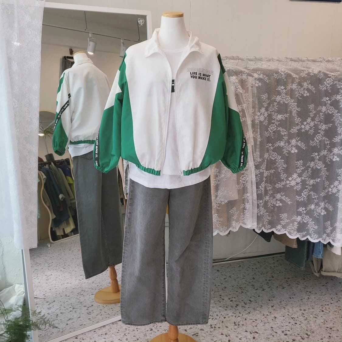 RiccaRicca 배색 숏 바람막이 상품이미지8