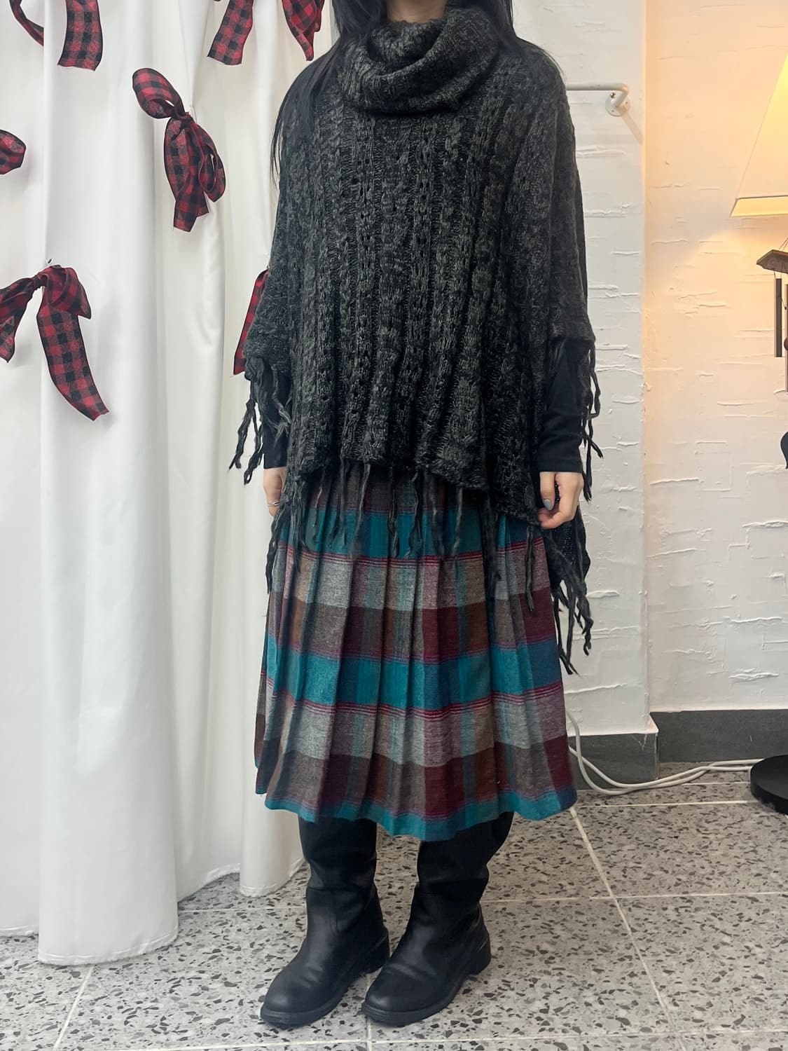 charcoal fringe cape 상품이미지2