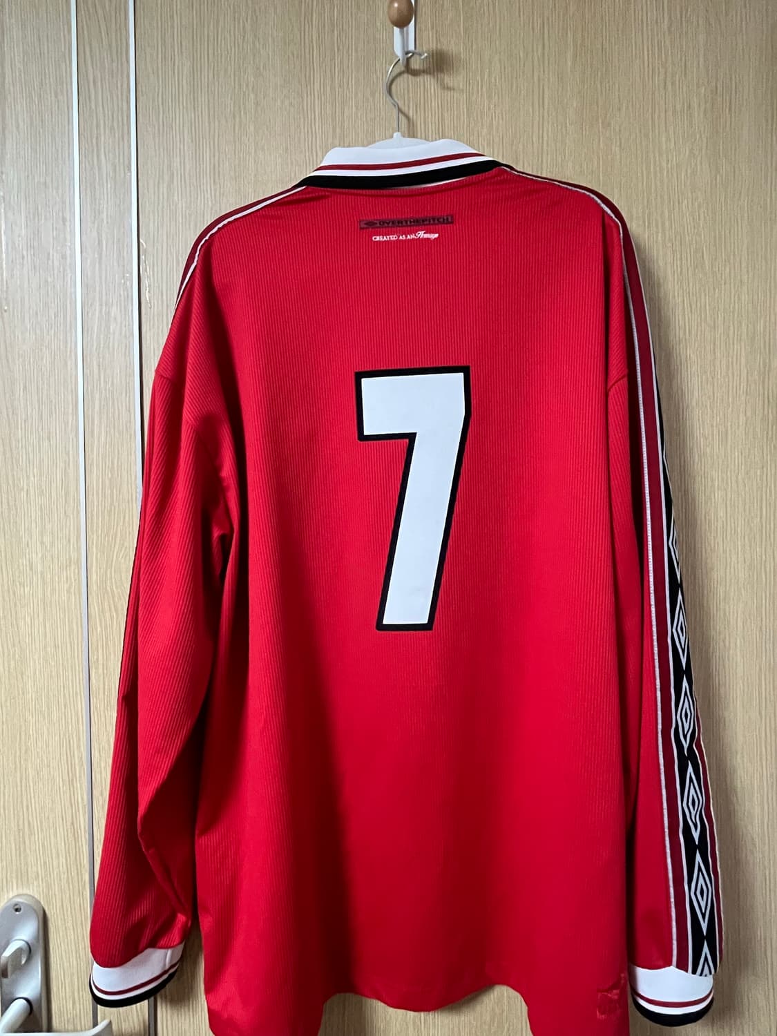 오버더피치x 엄브로 100주년 오마주 풋볼 저지 상품이미지3