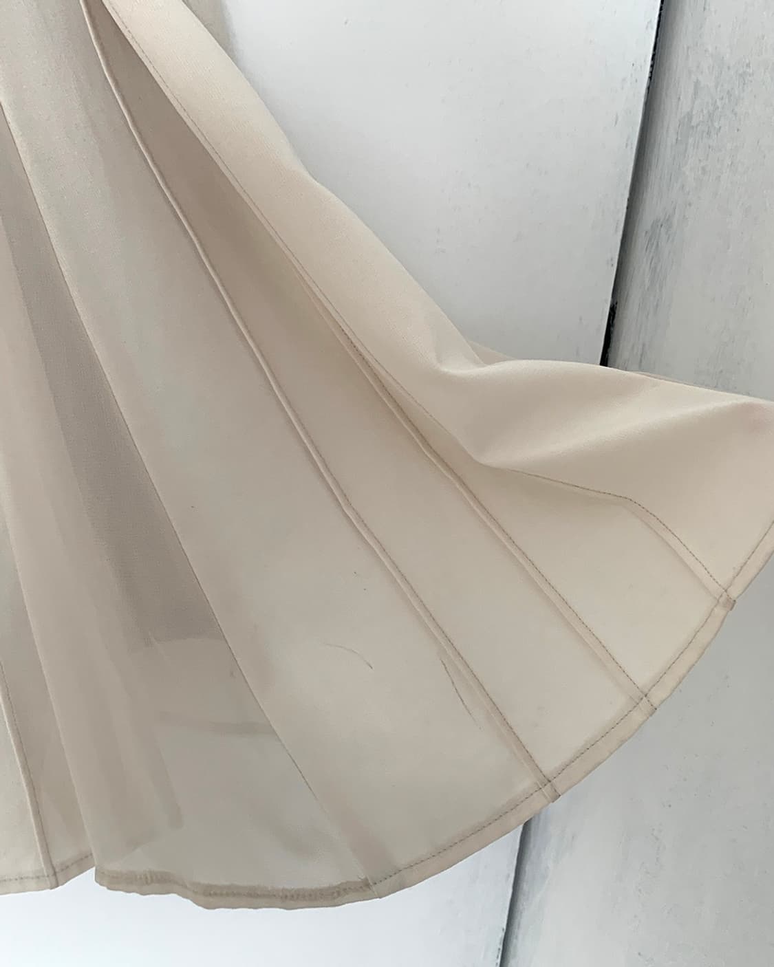 Nude beige chiffon pleated midi skirt 상품이미지8