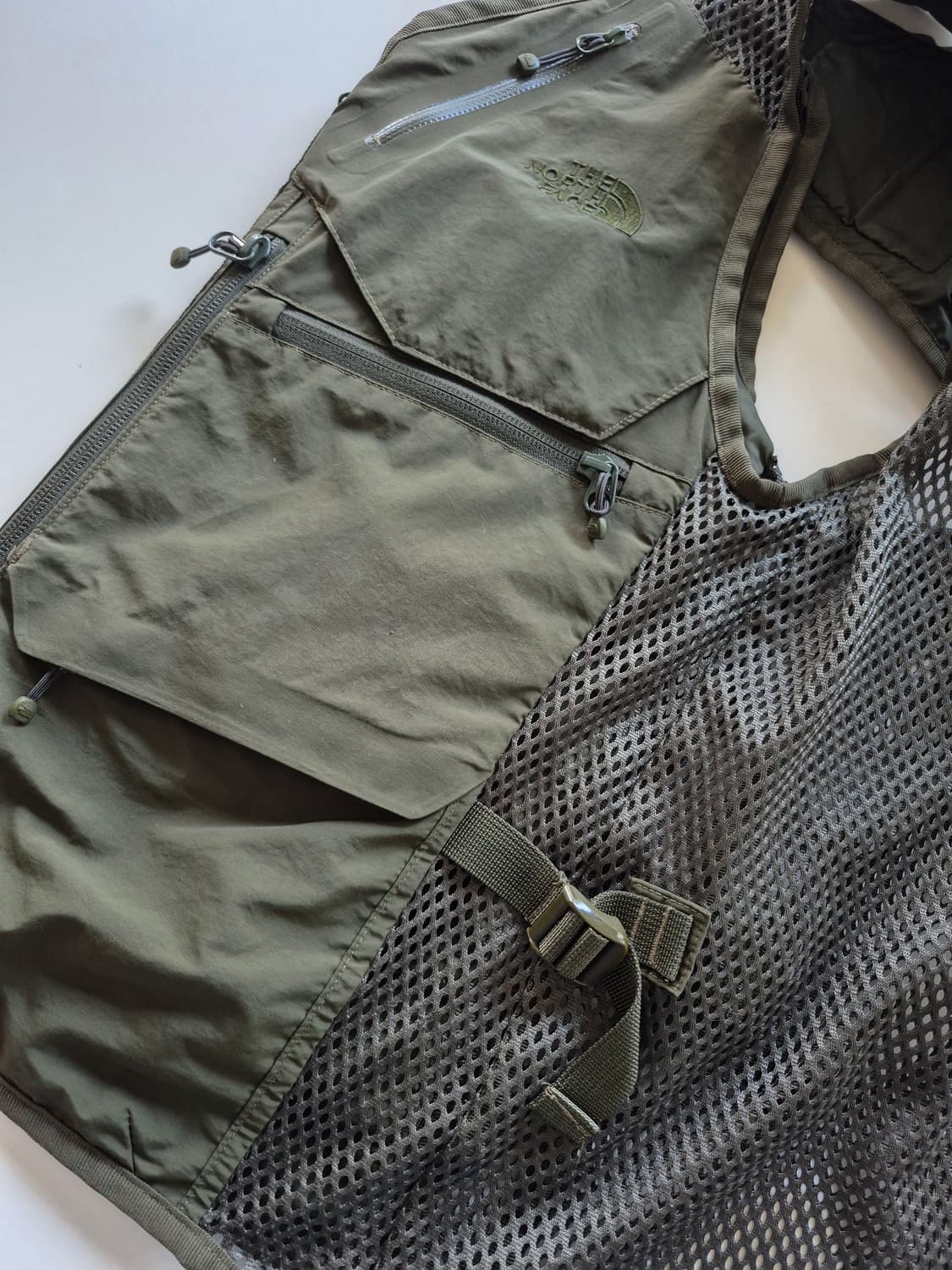 노스페이스 카키 메쉬베스트 상품이미지3