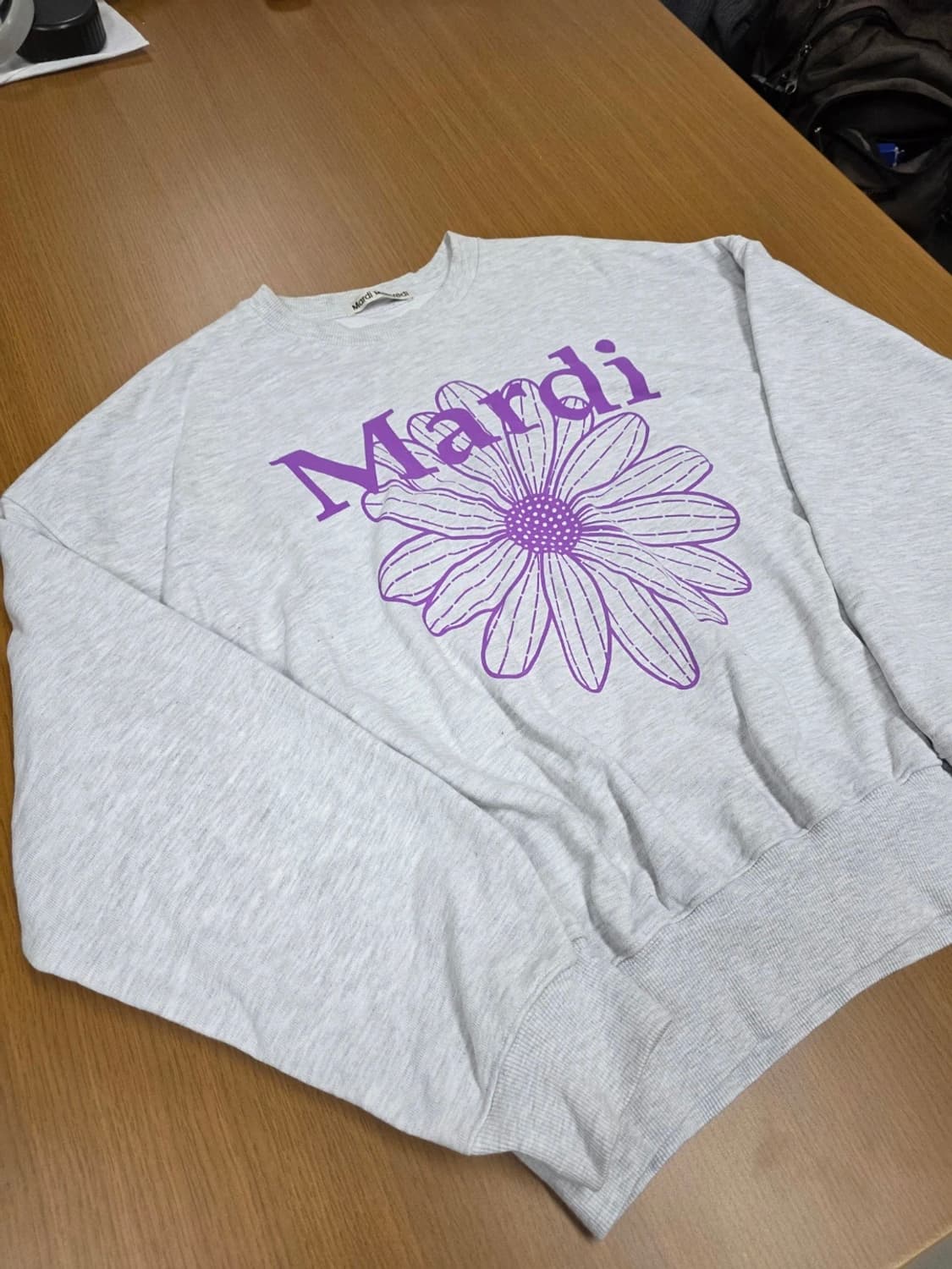 마르디 메크르디 맨투맨 상품이미지4