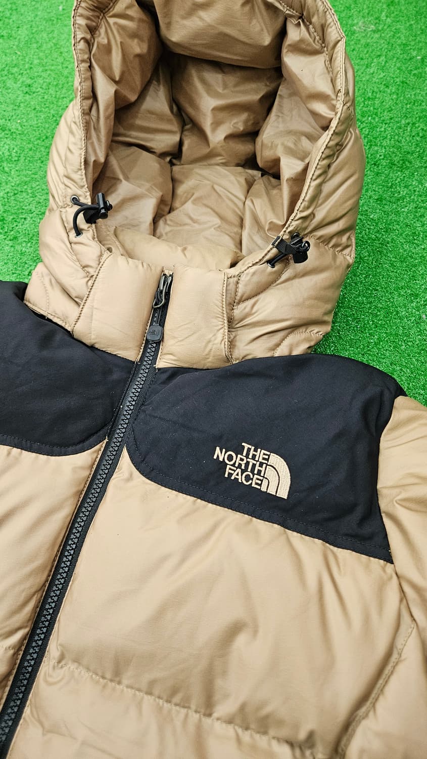 (한정판) 노스페이스 구스 눕시패딩 80(S) 베이지 상품이미지4