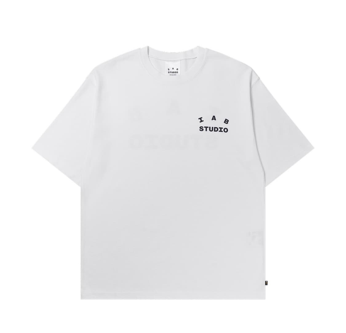 (새상품) 아이앱 스튜디오 티셔츠 화이트 네이비_XL 상품이미지2